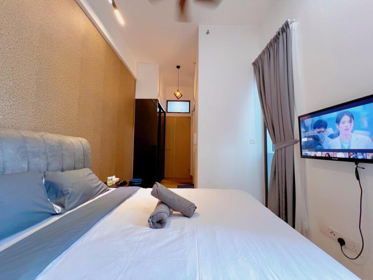 Pangsapuri 2px Comfy The Luxe By Infinitum, Quill Mall & Monorail *